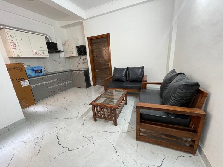 Living Room, sector 56 3 Bedroom 250 Sq.Yd. Builder Floor In Sector 56 Gurgaon 9176484