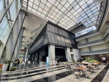  Office Space – Exterior View View at Kohinoor Square Phase 2, Dadar West - for Rent