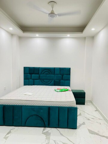 Bedroom in 2 BHK Apartment at Saket – for Rent