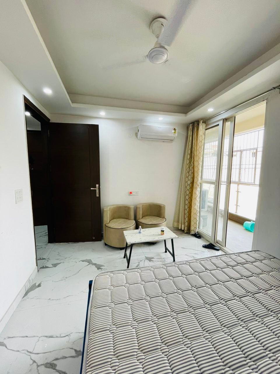 2 BHK Apartment For Rent in Saket