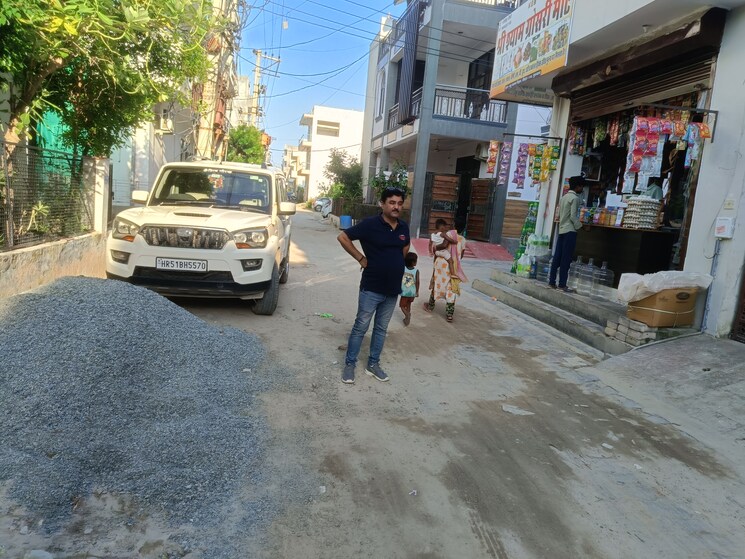 Exterior View, palam vihar 3 Bedroom 1300 Sq.Ft. Builder Floor In Palam Vihar Gurgaon 9176840