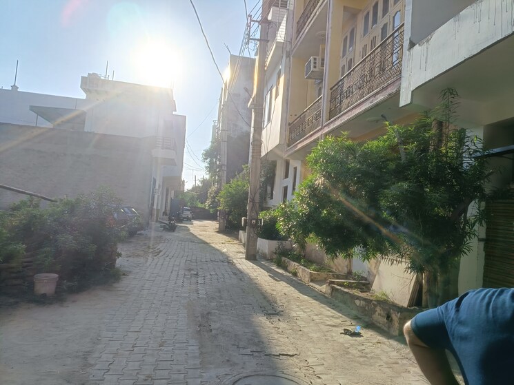 Exterior View, palam vihar 3 Bedroom 1300 Sq.Ft. Builder Floor In Palam Vihar Gurgaon 9176840