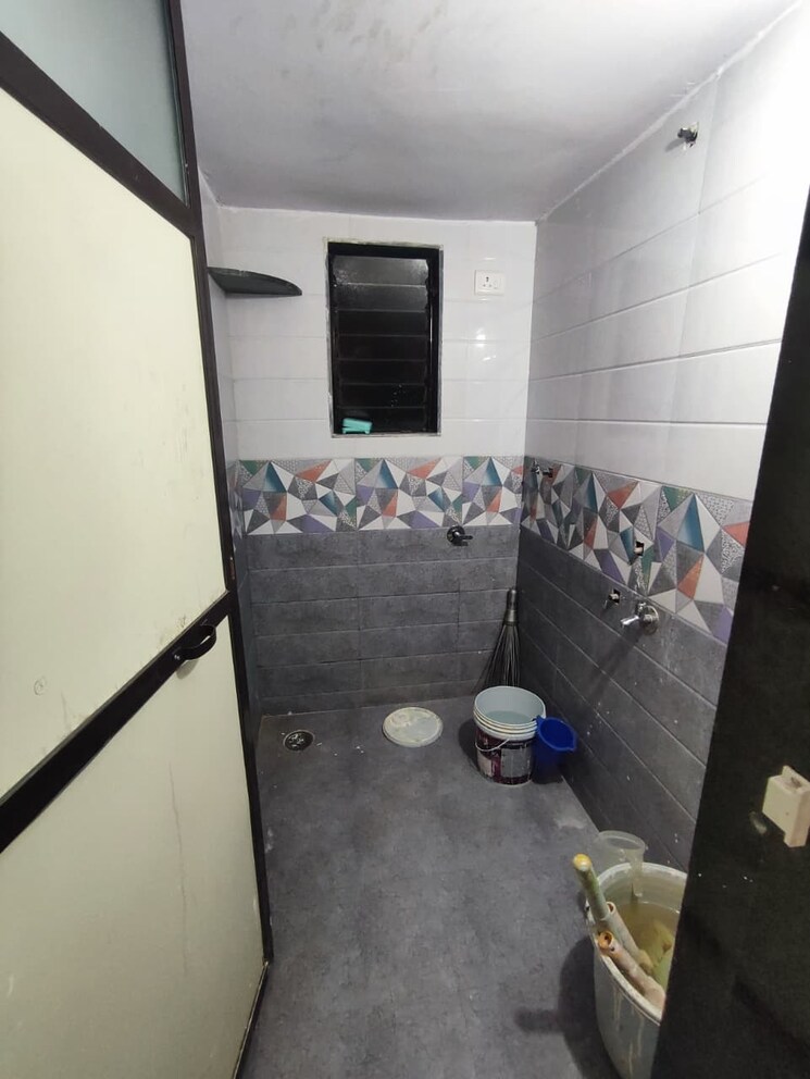 Bathroom, happy-home-siddhachal 1 Bedroom 550 Sq.Ft. Apartment In Dombivli East Thane 9176668