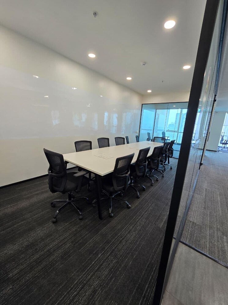  Parking, marathon-futurex Commercial Office Space 2134 Sq.Ft. In Lower Parel Mumbai 9176656