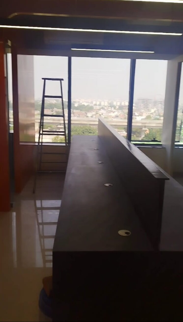 Balcony, savaliya-krish-cubical Commercial Office Space 921 Sq.Ft. In Thaltej Ahmedabad 9176675