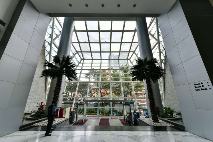 Gym, marathon-futurex Commercial Office Space 6100 Sq.Ft. In Lower Parel Mumbai 9176689