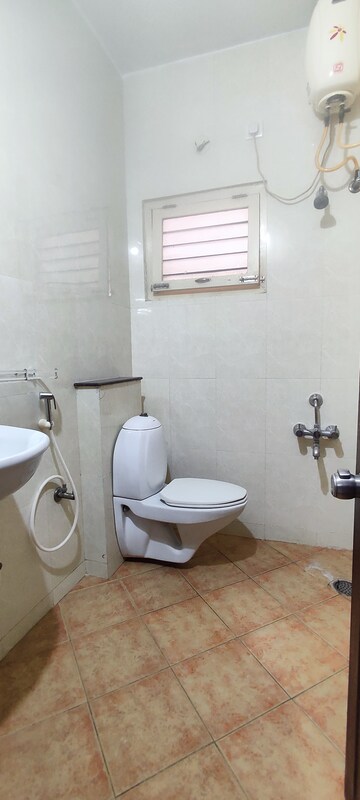 Bathroom in 2 BHK Builder Floor at Pearl Of Paradise, Bommanahalli – for Rent