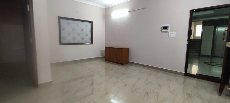 Room, pearl-of-paradise 2 Bedroom 1200 Sq.Ft. Builder Floor In Bommanahalli Bangalore 9176734