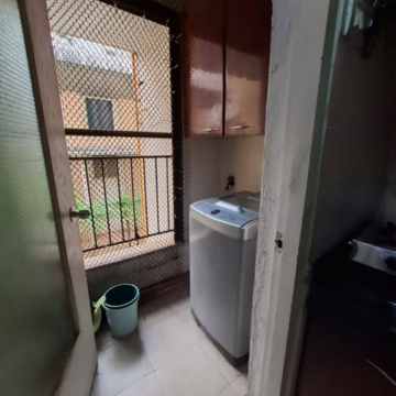 Bathroom in 1.5 BHK Apartment at Lodha Palava - Casa Bella, Usarghar Gaon – for Rent