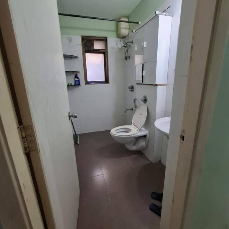 Bathroom, lodha-palava-casa-bella 1.5 Bedroom 584 Sq.Ft. Apartment In Usarghar Gaon Thane 9176749