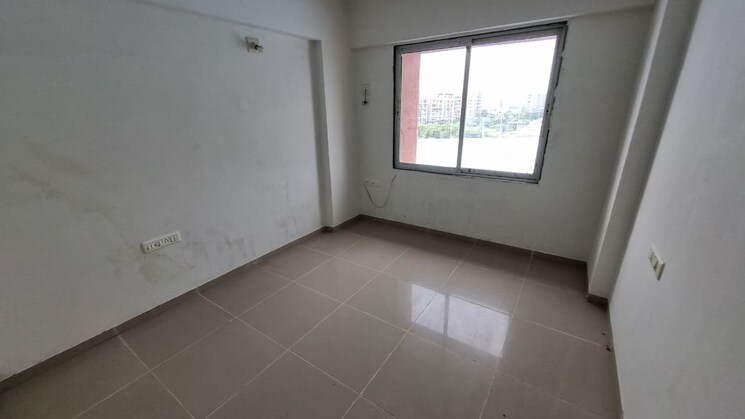 Room, vaishnodevi circle 3 Bedroom 181 Sq.Yd. Builder Floor In Vaishnodevi Circle Ahmedabad 9177140