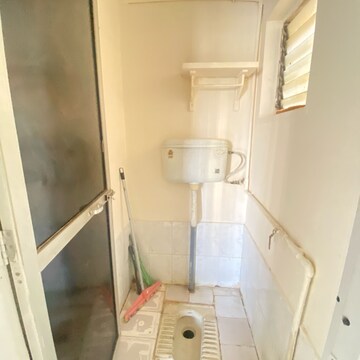 Bathroom in 2 BHK Apartment at Sion – for Rent
