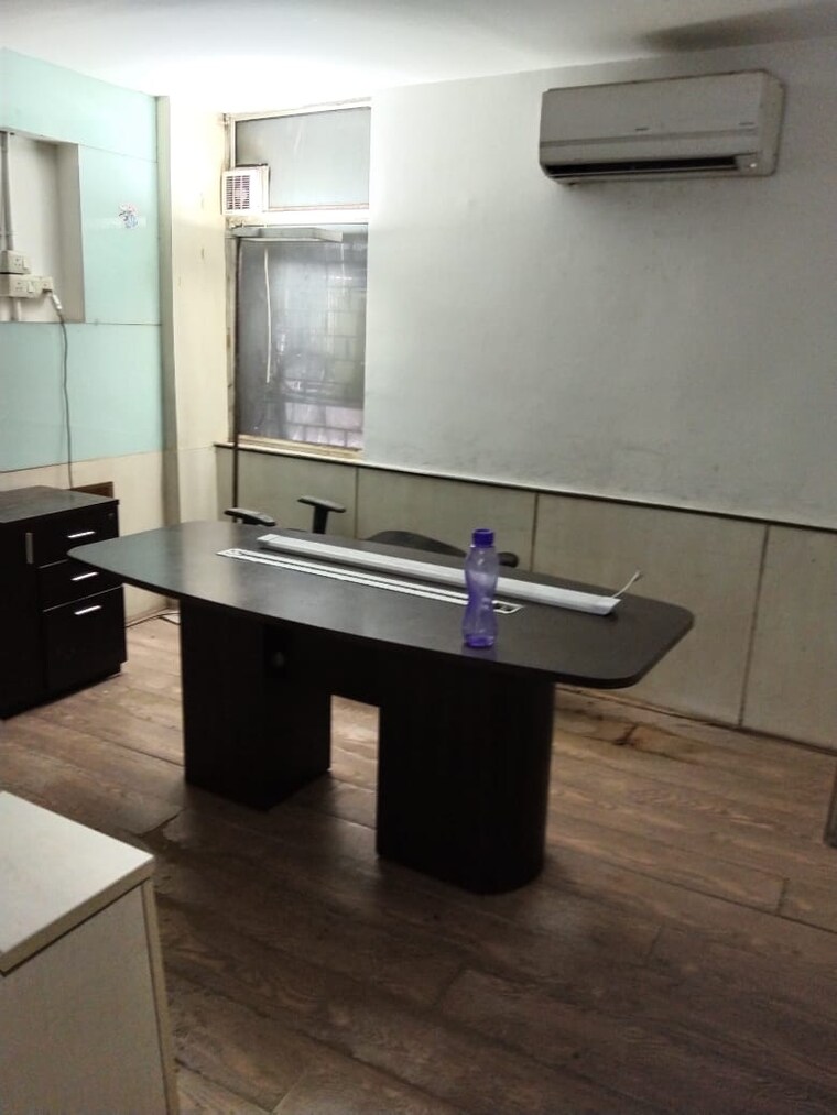 Team Area, yusuf sarai Commercial Office Space 1200 Sq.Ft. In Yusuf Sarai Delhi 9176742