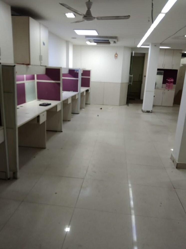 Team Area, yusuf sarai Commercial Office Space 1200 Sq.Ft. In Yusuf Sarai Delhi 9176742