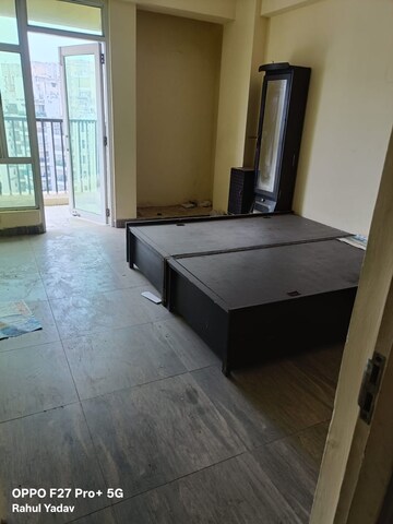 Bedroom in 2.5 BHK Apartment at Gaur City 2 - 11th Avenue, Sector 16c Greater Noida – for Rent