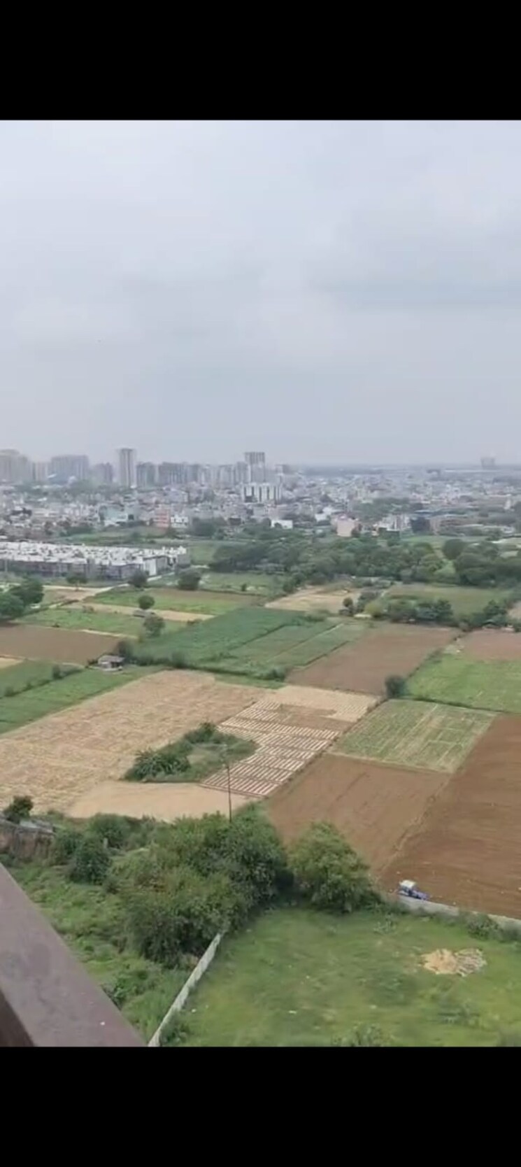 undefined, gaur-city-2-11th-avenue 2.5 Bedroom 1205 Sq.Ft. Apartment In Sector 16c Greater Noida Greater Noida 9176838