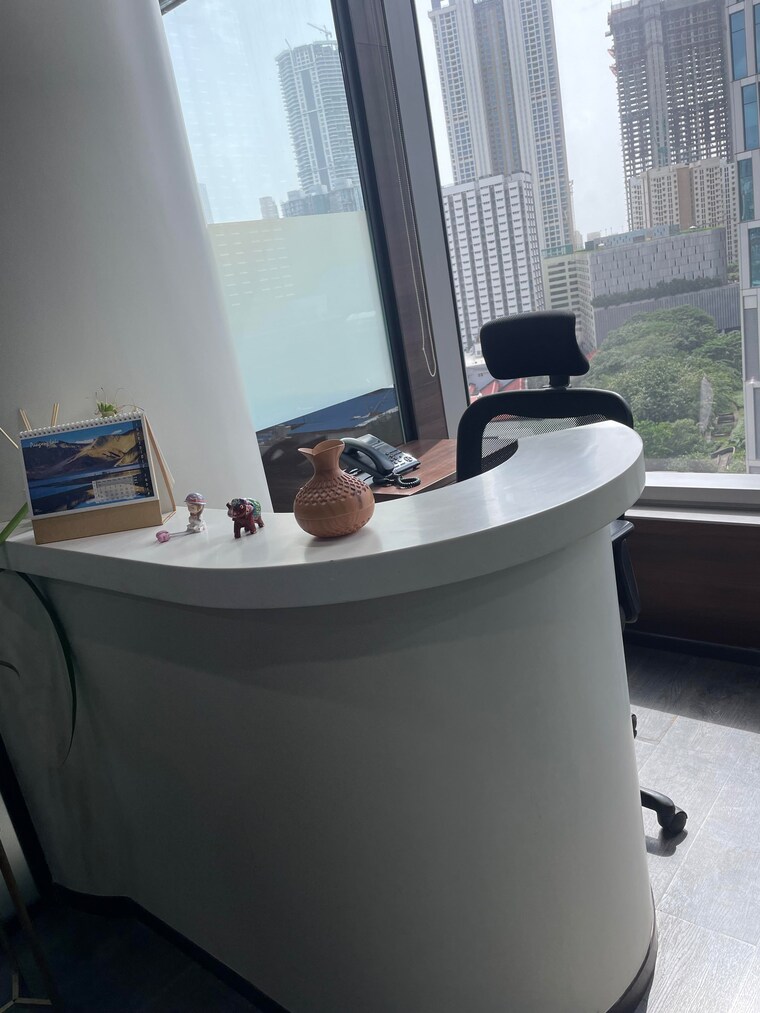 Balcony, lodha-supremus-lower-parel Commercial Office Space 1650 Sq.Ft. In Lower Parel Mumbai 9176859