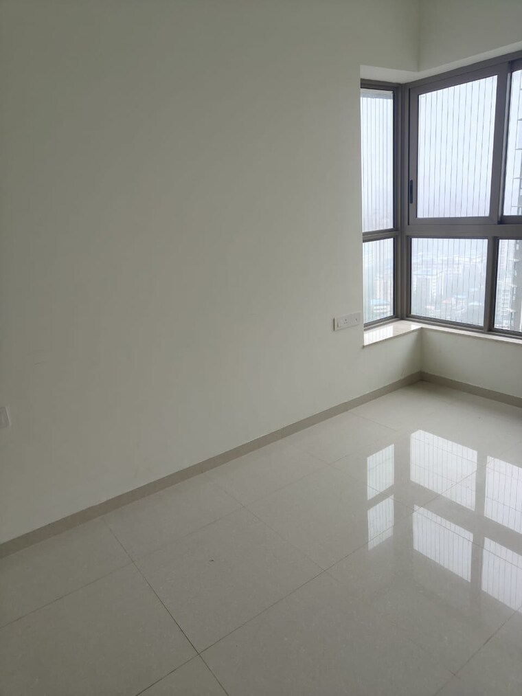 Room, kalpataru-paramount 2 Bedroom 800 Sq.Ft. Apartment In Kapur Bawdi Thane 9176953