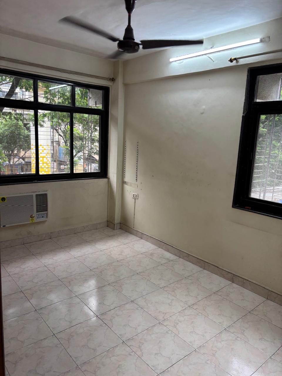 2 BHK 750 Sq.Ft. Apartment in Diamond Garden