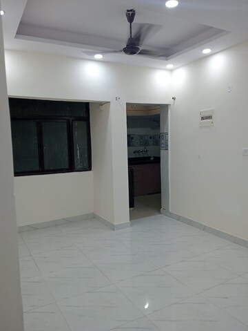 Room in 3 BHK Apartment at Patparganj – for Rent
