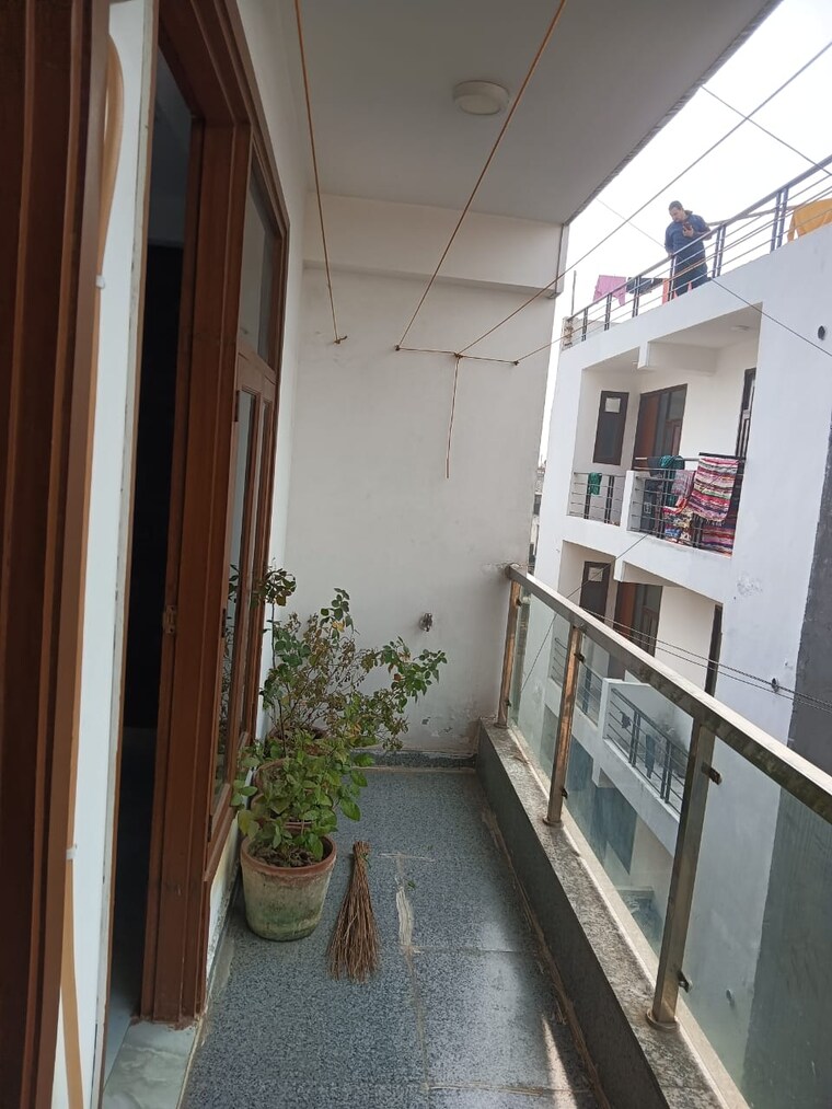 Balcony, mehrauli 2 Bedroom 800 Sq.Ft. Builder Floor In Mehrauli Delhi 9177137