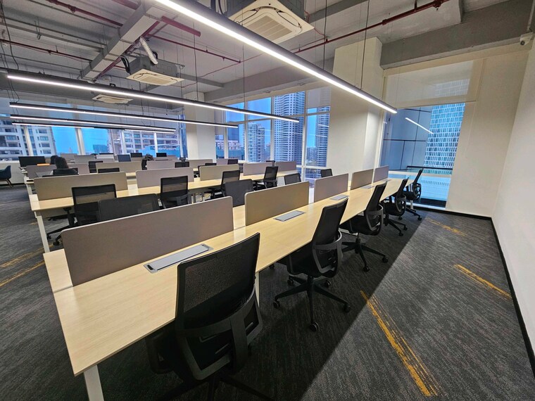 Team Area, peninsula-business-park Commercial Office Space 10777 Sq.Ft. In Lower Parel Mumbai 9177110
