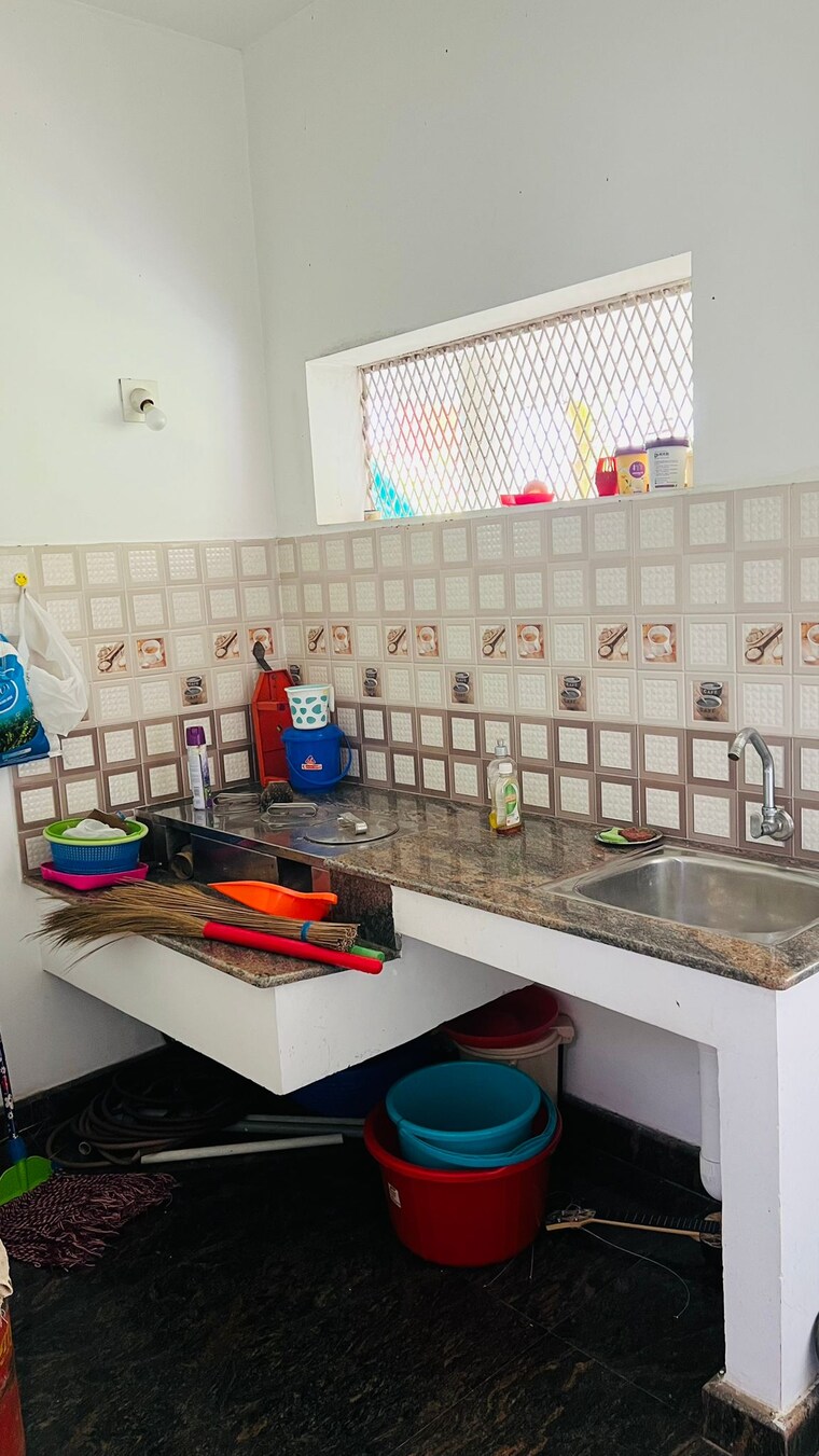 Team Area, urakam 4 Bedroom 2000 Sq.Ft. Independent House In Urakam Thrissur 9177164