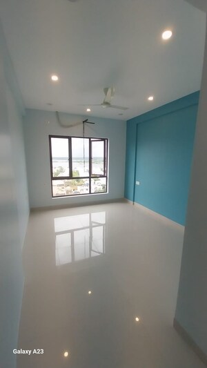 Room in 2 BHK Apartment at Sunshine Enclave New Town, New Town – for Sale