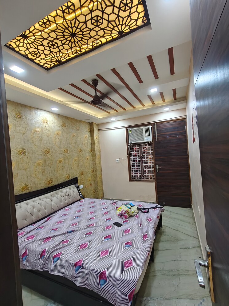 Bedroom, dwarka mor 2 Bedroom 85 Sq.Yd. Builder Floor In Dwarka Mor Delhi 9177191