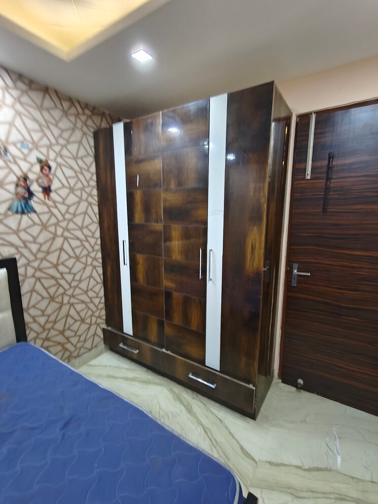 Bedroom, dwarka mor 2 Bedroom 85 Sq.Yd. Builder Floor In Dwarka Mor Delhi 9177191