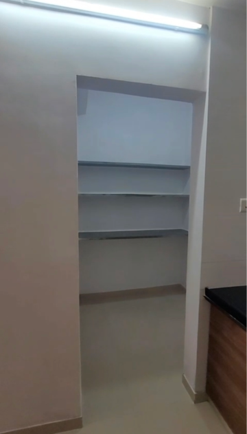Furnished Amenities in 3 BHK Apartment at Science City – for Rent