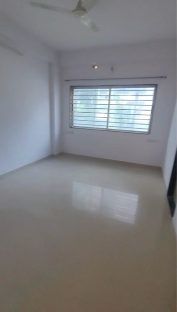 Room in 3 BHK Apartment at Science City – for Rent
