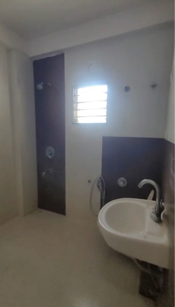 Bathroom in 3 BHK Apartment at Science City – for Rent