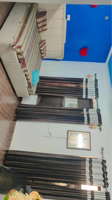Furnished Amenities in 3 BHK Builder Floor at Sainik Colony – for Sale