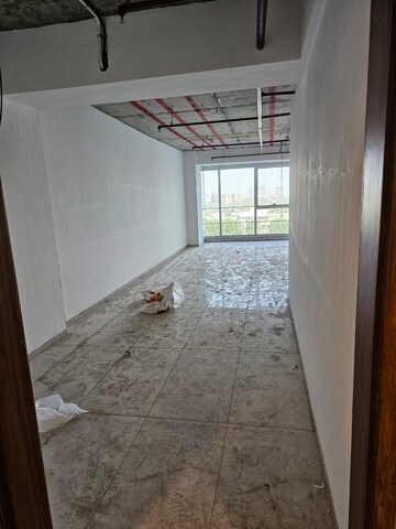 Room in  Office Space at Sindhu Bhavan Road – for Rent