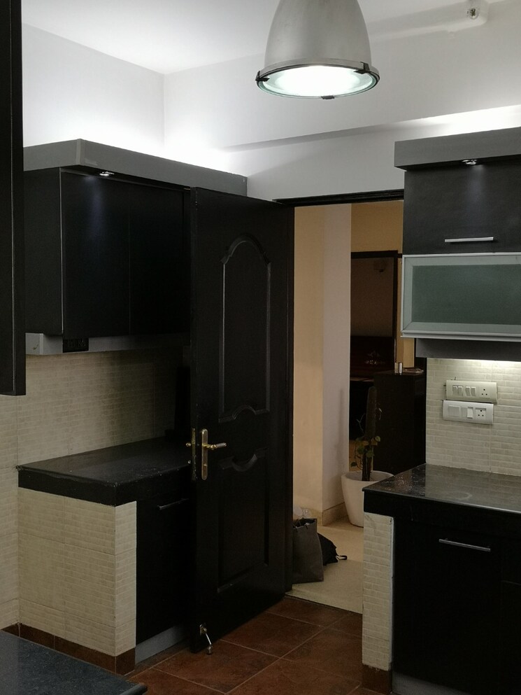 Kitchen, vipul-belmonte 3 Bedroom 2450 Sq.Ft. Apartment In Sector 53 Gurgaon 9177375