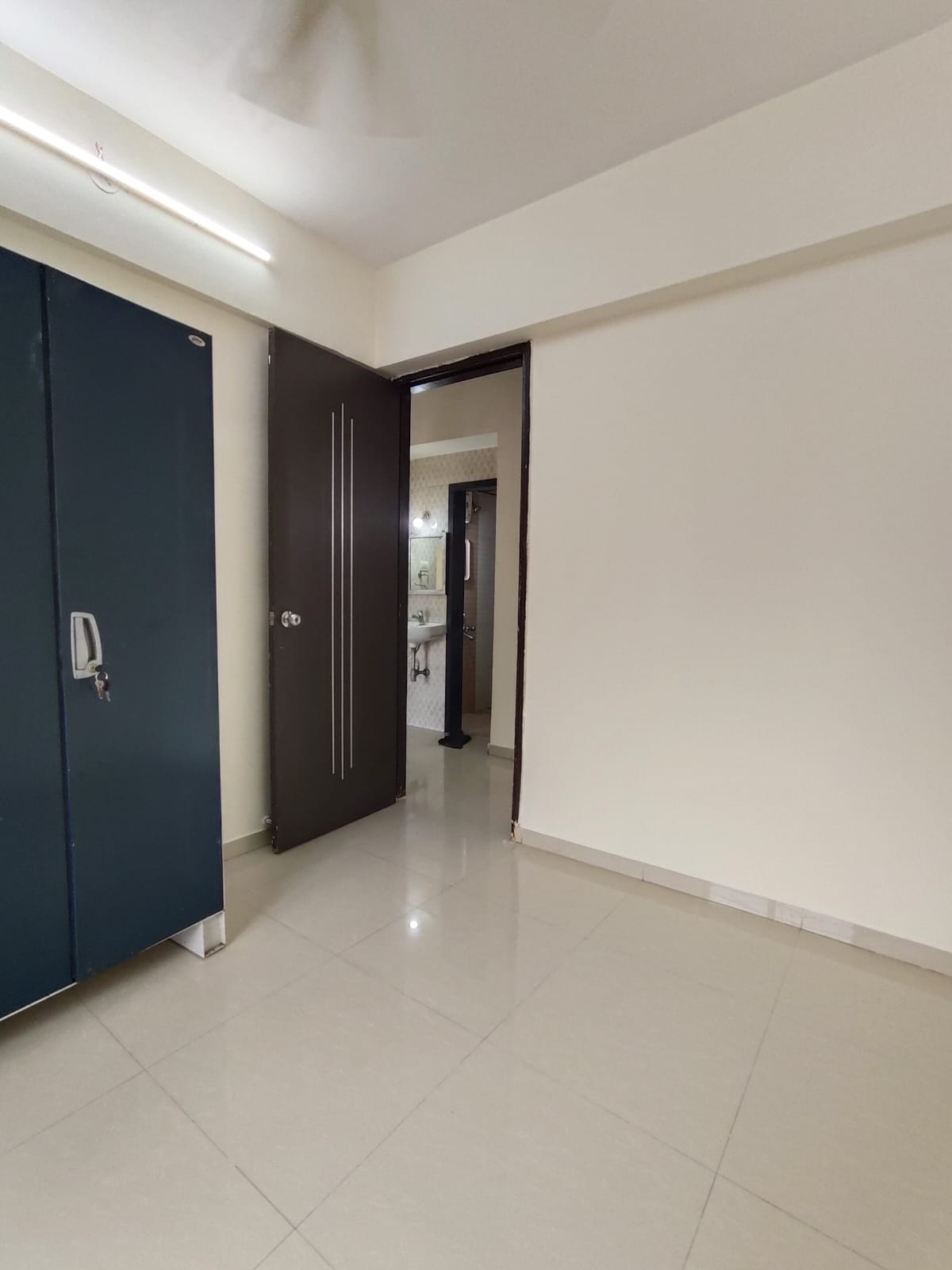 2 BHK + Pooja Room 1200 Sq.Ft. Apartment in Nisarg Hyde Park