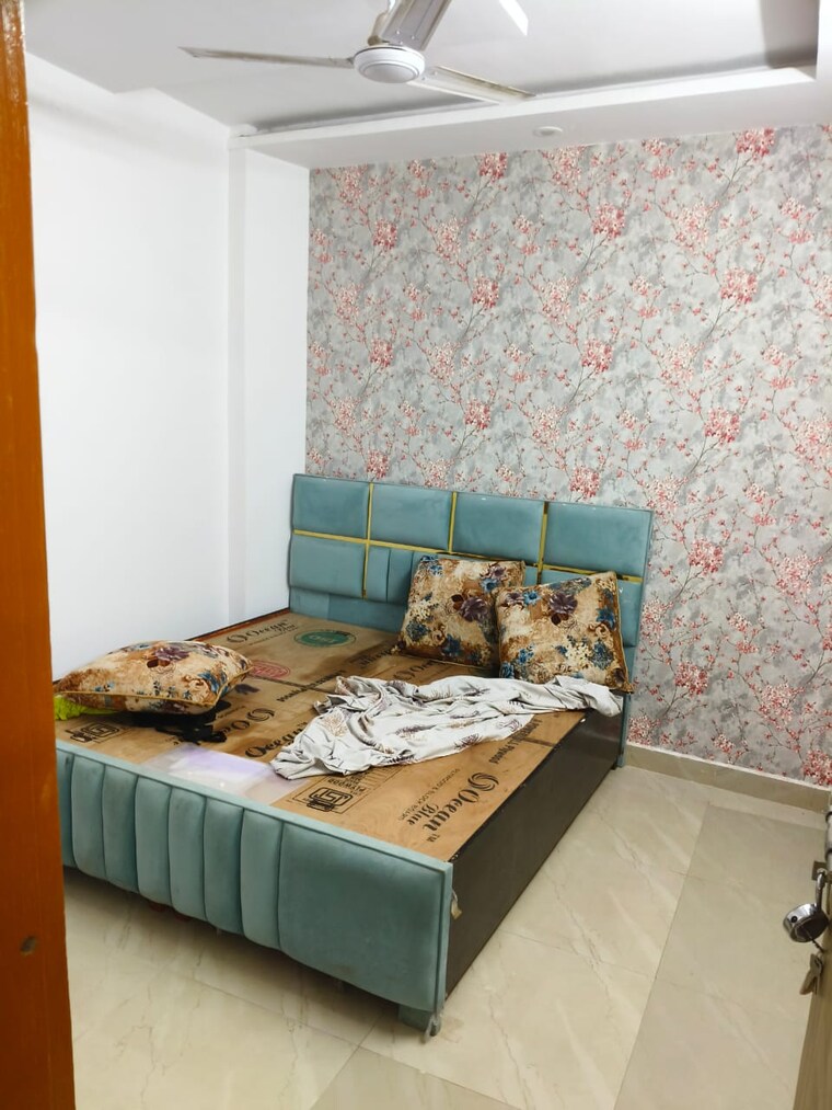 Bedroom, dwarka mor 2 Bedroom 60 Sq.Yd. Builder Floor In Dwarka Mor Delhi 9177383