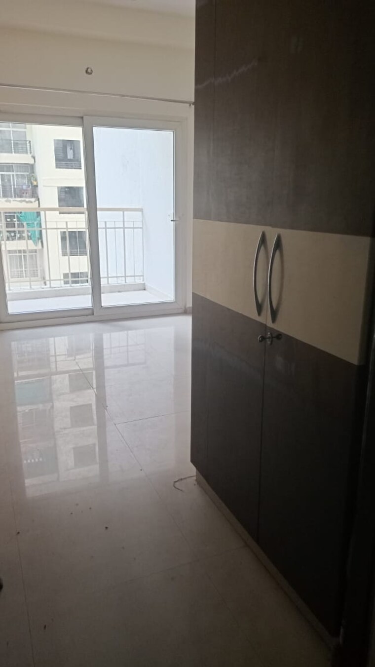 Room, mahagun-moderne 3.5 Bedroom 1900 Sq.Ft. Apartment In Sector 78 Noida 9177392