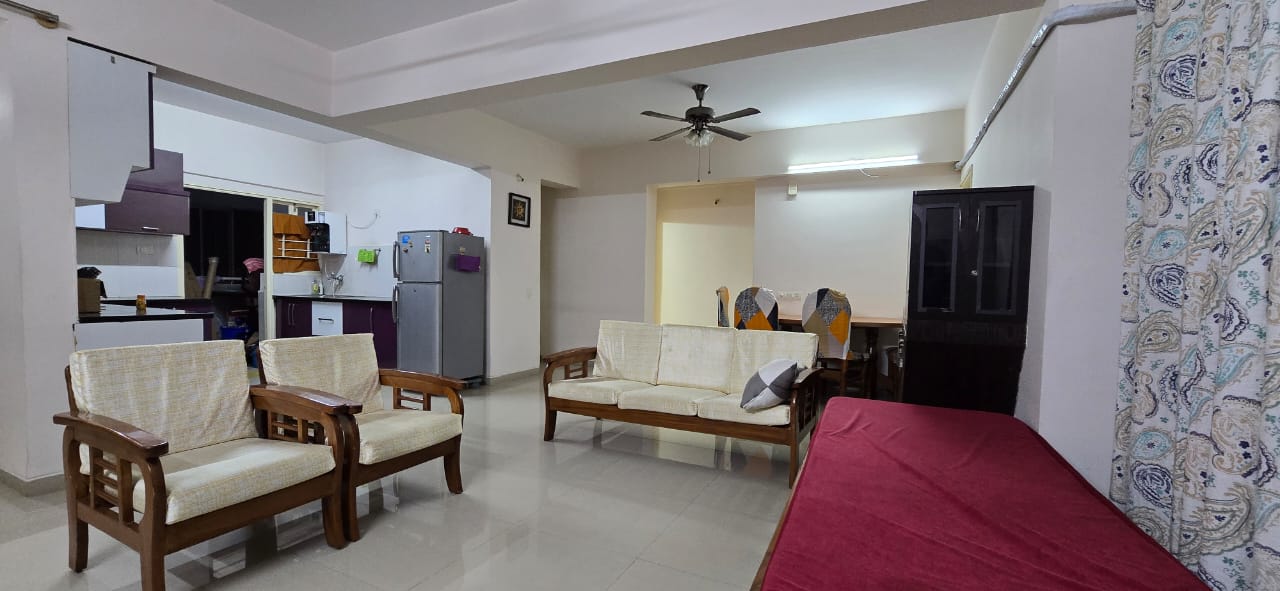 3 BHK + Pooja Room 1527 Sq.Ft. Apartment in DSR Rainbow Heights