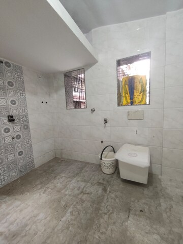 Bathroom in 2 BHK Apartment at Vrindavan Society Thane West, Vrindavan Society – for Rent