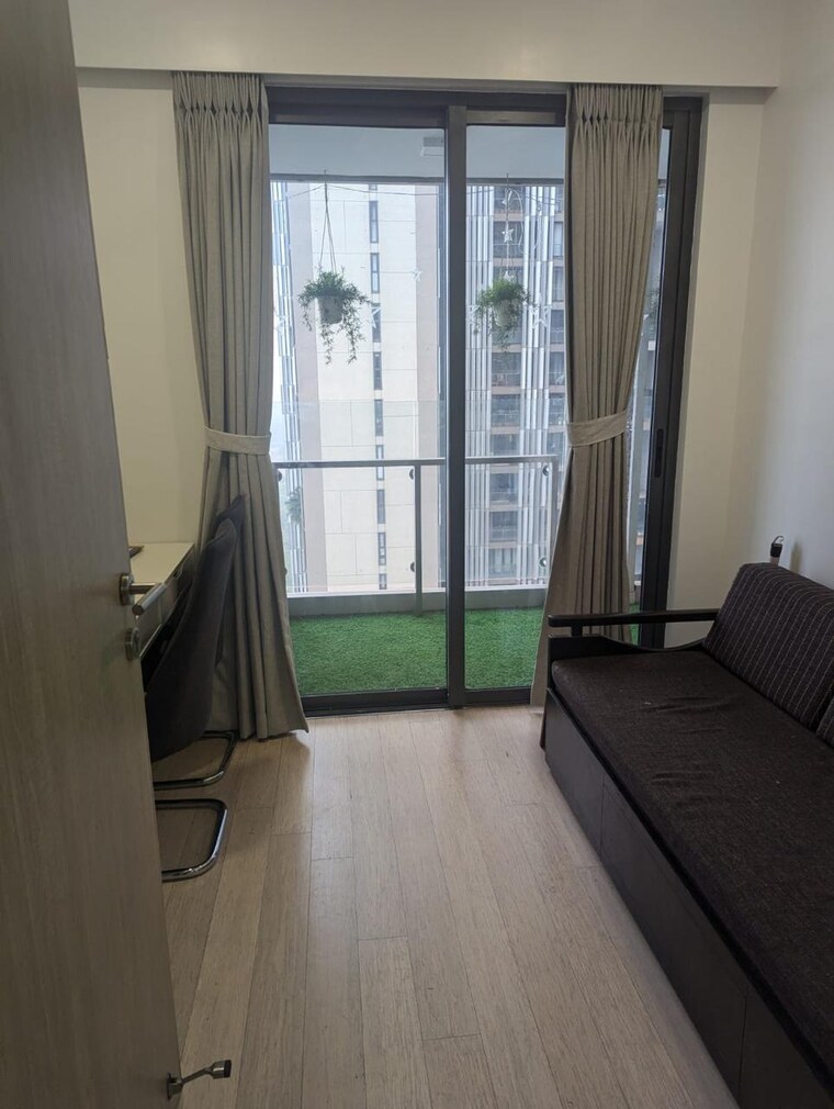 Room, lodha-ncp-commercial-tower-supremus 2 Bedroom 1086 Sq.Ft. Apartment In Wadala Mumbai 9177408