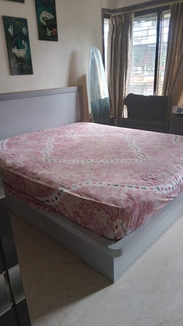 Room in  Pg at Worli – for Rent