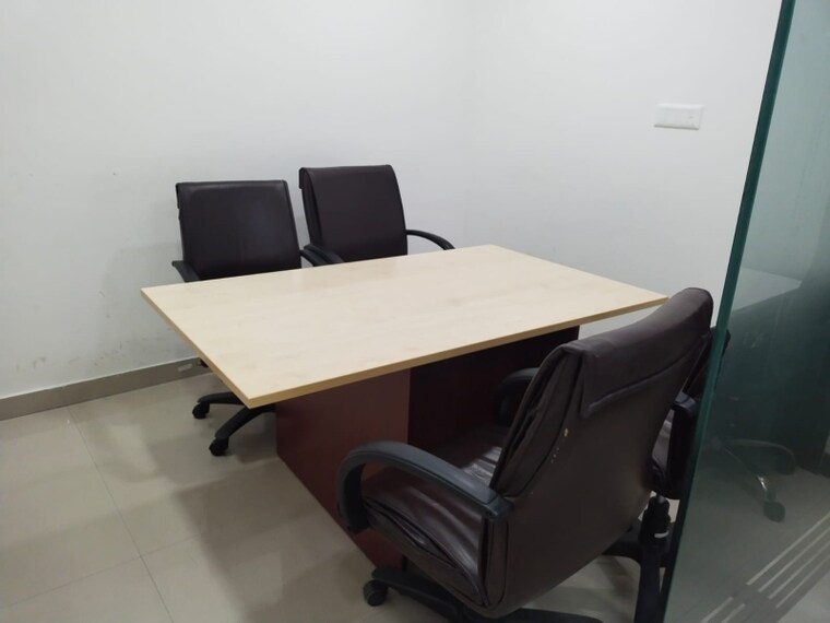 Team Area, sector 65 Commercial Office Space 2100 Sq.Ft. In Sector 65 Gurgaon 9177434
