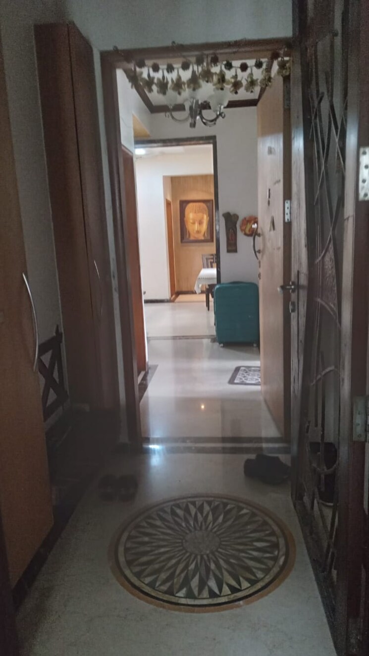 Bathroom, worli Pg For Girls In Worli 9177444