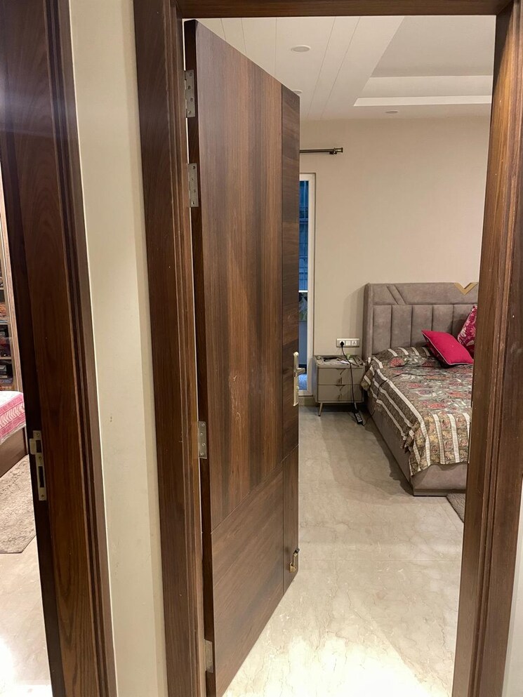 Bedroom, dlf-city-phase-iv 4 Bedroom 270 Sq.Yd. Apartment In Dlf Phase iv Gurgaon 9177404