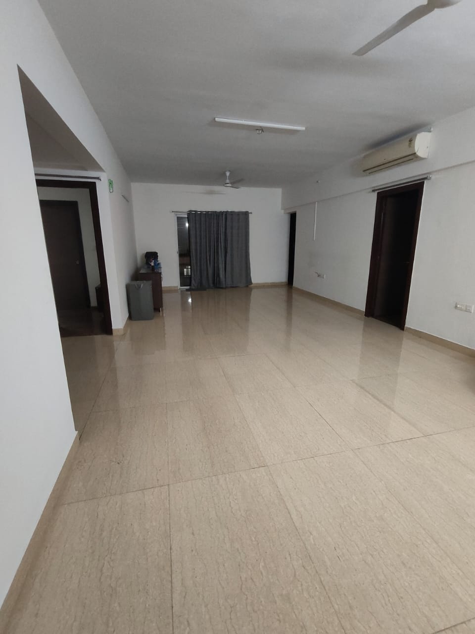 3 BHK + Pooja Room Apartment For Rent in Lodha Meridian