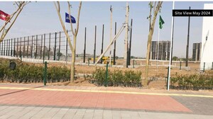 4 BHK Apartment For Sale in DLF Privana West, Sector 76