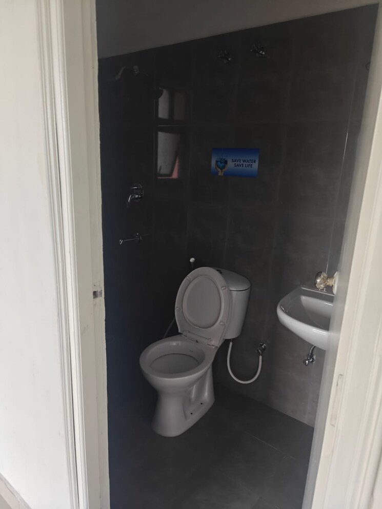 Bathroom, dtc-southern-heights 2 Bedroom 914 Sq.Ft. Apartment In Joka Kolkata 9177430