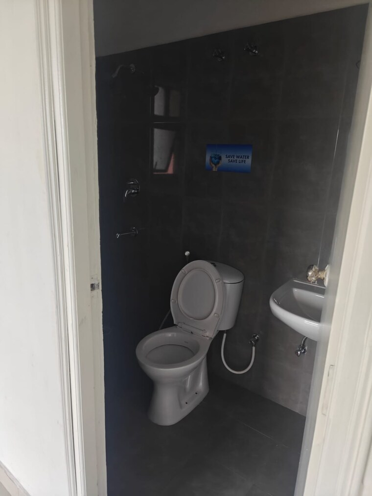 Bathroom, dtc-southern-heights 2 Bedroom 914 Sq.Ft. Apartment In Joka Kolkata 9177430